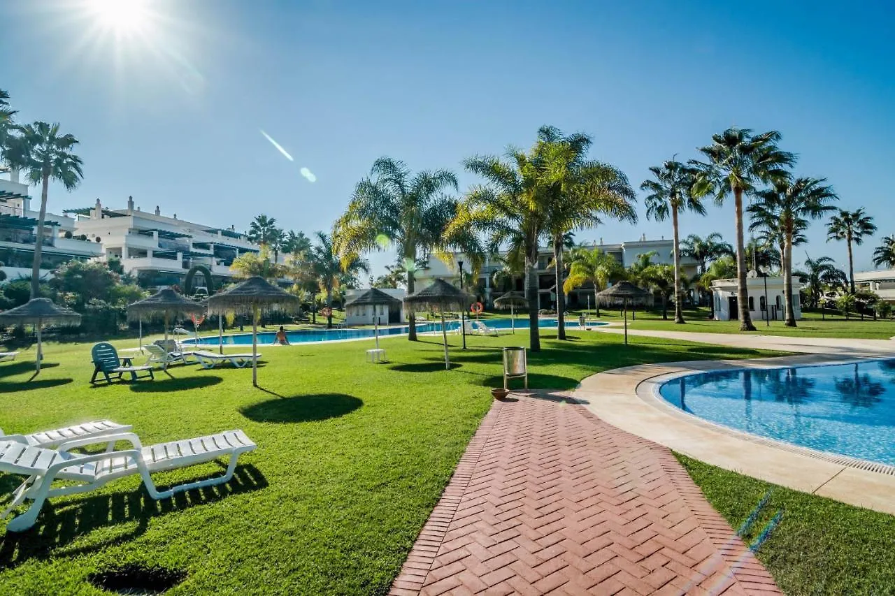 Apartment Sensational And Exotic 3-Bedroom Retreat In Nueva Andalucia With A Palm Garden Marbella